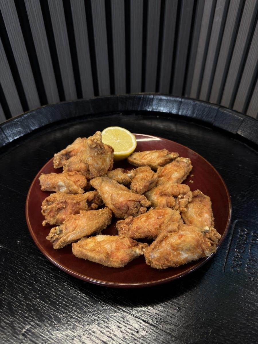 Alitas de pollo en La Paloma, bar restaurante en Alcorcón